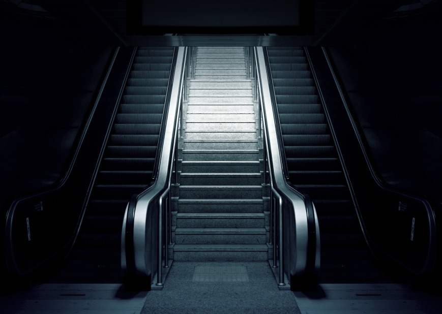 escalator-769790_1920